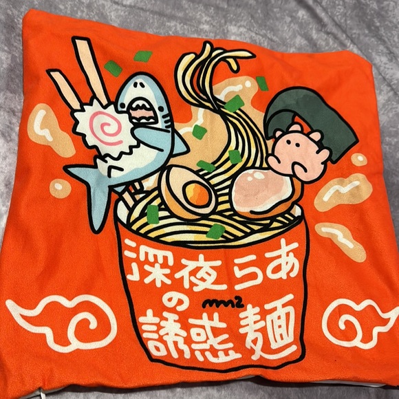 Ramen Pillow case - Picture 4 of 5